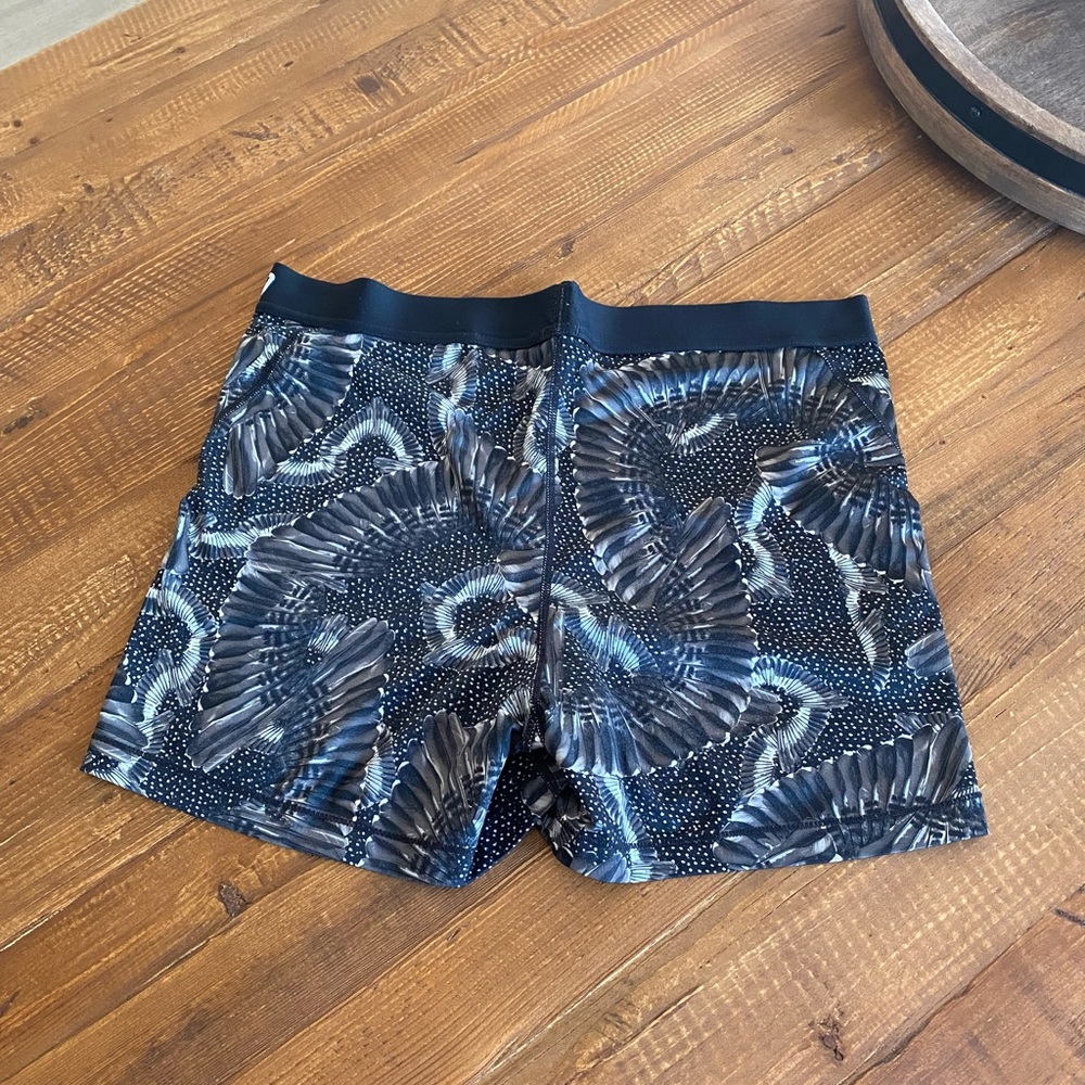 SOLD Nike Pro Athletic Shorts - Picture 2 of 4